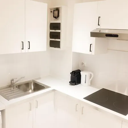 Lejlighed Next To Eiffel Tower